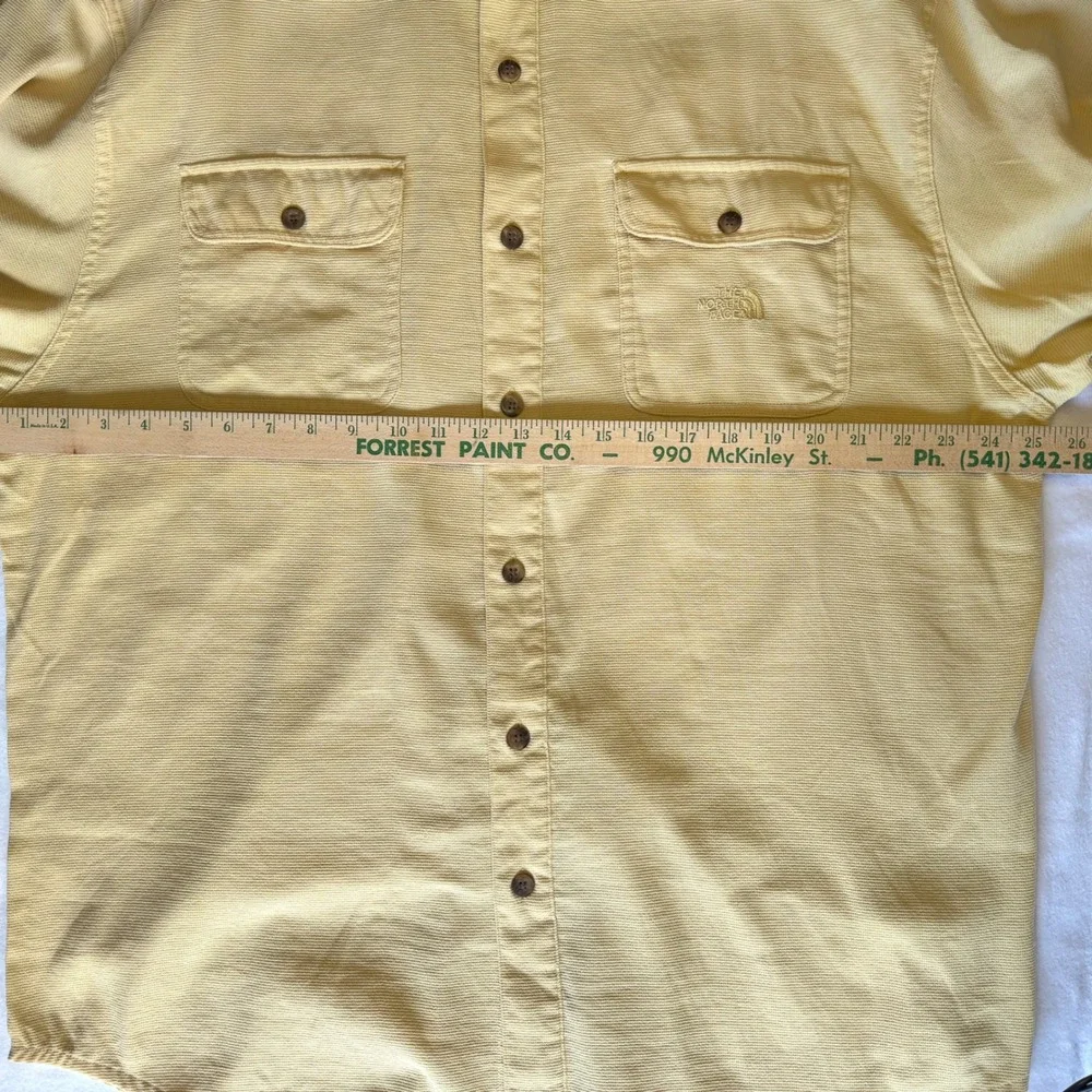 The North Face Shirt Men's XL Yellow Textured Button Up‎ Short Sleeve Hiking